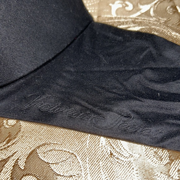 Incredible by Victoria’s Secret 36D Lined Demi Bra - Picture 4 of 4